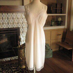 Vintage Full Slip Nude w/ Pale Peach Undertones Sheer Adjustable Straps READ